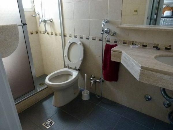 Departamento en venta y alquiler frente al puerto Punta del Este